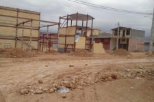 چهره ی غم آلود صاحبان مشاغل درروز خوشحالی کشاورزان / وقتی باران فعالیت شهرک مشاغل آلاینده را کند می کند