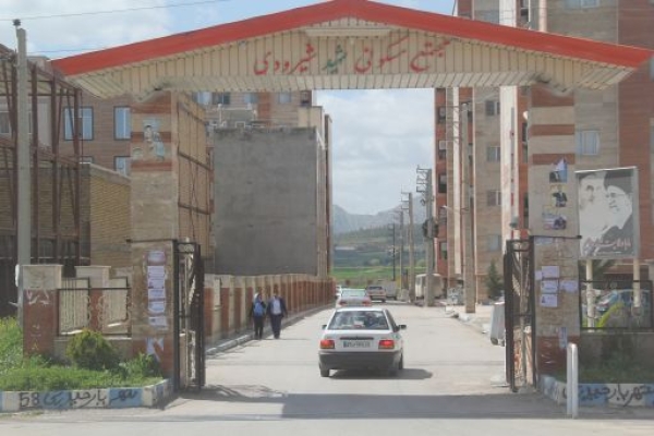 از مشکلات کم آبی تا عدم محوطه سازی در مجتمع های مسکن مهر / وقتی تدبیر مسئولین برای امید مالکین ضروری است