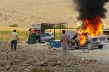 نگرانی شهروندان از آتش گرفتن خودروها در شهرستان / چرا مسئولین مانع کاسبی گاز خانگی برای خودروها نمی شوند؟