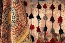 با مدیریت بازاریابی مناسب می توان درعرصه فرش دستباف پیشرفت کرد / نقش حمایت بسیج سازندگی در موفقیت کارآفرینان شهرستان