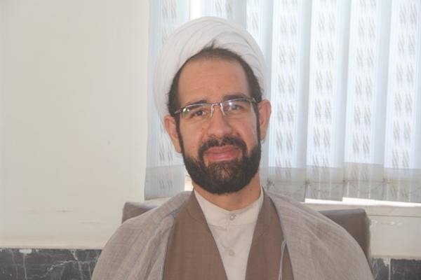 ورود سپاه به مسائل اقتصادی برای کمک به کشور و بحران مشکلات اقتصادی است نه منافع شخصی و سازمانی