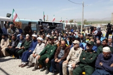 بسیج نشان داد ساخت خانه در یک ماه شدنی است/ در کنار مردم زلزله زده می مانیم