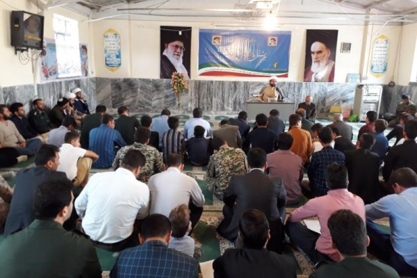 لزوم شناخت صحیح دشمن در شرایط کنونی انقلاب/دشمن برای ضربه زدن به انقلاب تمام ابزار خود را بسیج کرده است