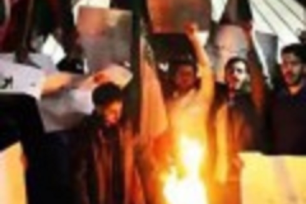 تجمع اعتراضی جوانان انقلابی کرمانشاه به خروج آمریکا از برجام برگزار می‌شود