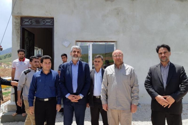 افتتاح یک واحد مسکونی مددجوی خانواده ایتام تحت پوشش کمیته امداد امام خمینی(ره) در شهرستان زلزله زده سرپل ذهاب