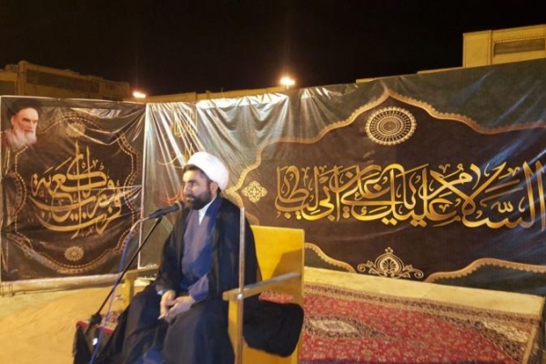 شب قدر شبی برتر از هزار ماه است/ نقش امتحان الهی درتحمل سختی ها 