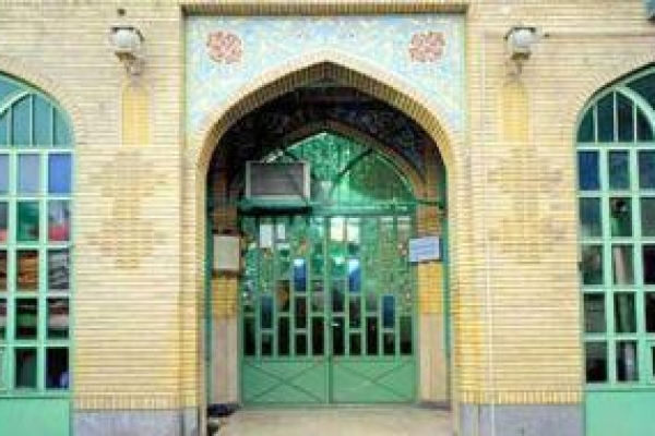 اجازه تبلیغات به کاروان های زیارتی غیرمجاز در بقاع متبرکه نمی دهیم
