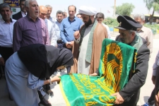 خادمان حرم امام رضا (ع) از بیماران بیمارستان شهدا سرپلذهاب عیادت کردند