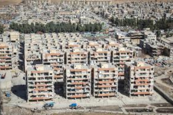 فرار مسئولان از شفاف‌سازی امهال وام‌های زلزله‌زدگان /چرا «دانه‌‌درشت‌ها» معرفی نمی‌شوند؟