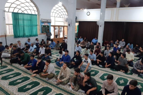 بخش عظیم مشکلات اقتصادی جامعه زاییده مدیریت مسئولین کشوراست