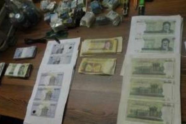کشف بیش از ۲۸۰ میلیون ریال اسکناس تقلبی در کرمانشاه