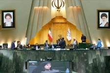 نمایندگان التهابات اقتصادی و بسته جدید ارزی را بررسی کردند
