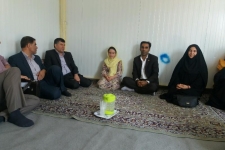 دیدارو دلجوئی مسئولین استانی و شهرستانی سرپل ذهاب ازمحل اسکان کودکانی که والدین خود را در زلزله سال گذشته از دست دادند 