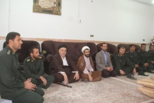 دیدارکارکنان سپاه ناحیه سرپل ذهاب با امام جمعه اهل سنت این شهرستان