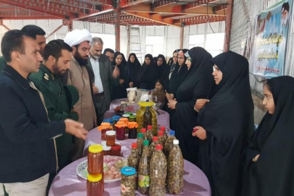 جشنواره غذاهای بومی محلی درشهرستان سرپل ذهاب برگزار شد