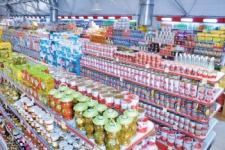 قیمت های متفاوت کالا موجب نارضایتی مردم سرپل ذهاب شده است/ لزوم نظارت بیشترمسئولین