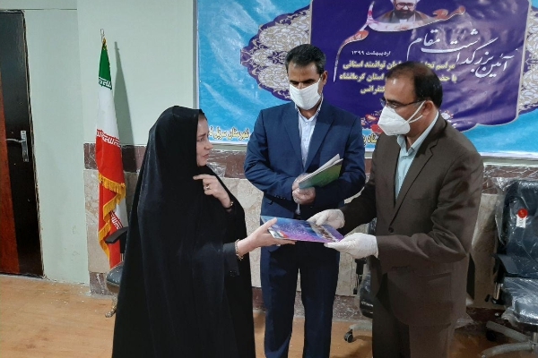 تجلیل از معلمین نمونه استانی در سرپلذهاب