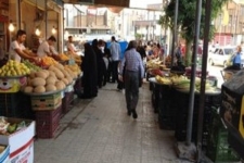 حال دل این روزهای بازارشهرستان سرپل ذهاب به وفق مُراد مردم این شهرستان نمی گذرد/ مسئولین نظارت بیشتری بربازار داشته باشند