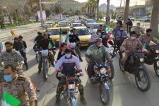 رژه کاروان خودرویی در سالروز پیروزی انقلاب اسلامی در خیابانهای سرپلذهاب