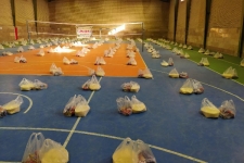 توزیع بیش از 5۰۰ بسته معیشتی در بین نیازمندان شهرستان