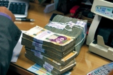 فشار بانکها بر مردم سرپل‌ذهاب تمامی ندارد / خبر امهال یکساله تسهیلات زلزله زدگان هم نتوانست از بارروانی ایجاد شده بر مردم بکاهد