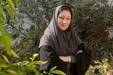 در راس شهر همی انسانم آرزوست