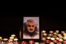 مراسم‌دومین سالگرد شهادت حاج قاسم سلیمانی در جوار حرم احمدابن اسحاق(ره) برگزار میشود