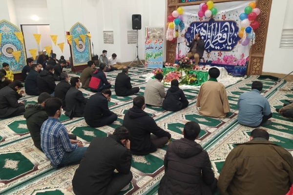 شهرستان سرپلذهاب غرق شور و شادی در شب ميلاد با سعادت دخت نبي مكرم اسلام حضرت فاطمه زهرا (س) شدند/ برگزاری مراسمات جشن  و عرض ارادت به ساحت مقدس بانوی دوعالم