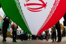 حضور در مراسم ۲۲ بهمن پیام ایستادگی بر آرمانهای انقلاب اسلامی را مخابره می کند