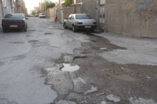 وضعیت نامطلوب کوچه های شهرسرپلذهاب یادآور آثار زلزله ۵ سال گذشته است/ شهروندان از مسئولین مطالبه گر هستند