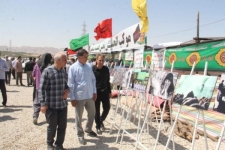 برگزاری نمایشگاه عکس عاشورایی در جوار موکب الحسین (ع) بخش قلعه شاهین در شهرستان سرپلذهاب