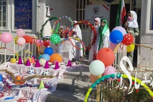 افتتاحیه المپیاد ورزشی درون مدرسه ای در شهرستان سرپلذهاب برگزار شد