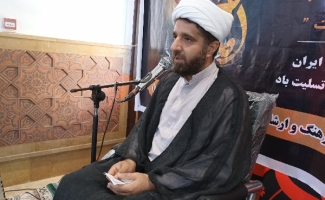 مراسم عزاداری و سوگواری سالگرد رحلت امام خمینی(ره) در جوار حرم احمدابن اسحاق(ره) در سرپلذهاب بر‌گزار شد