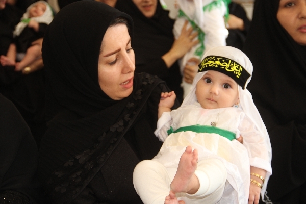 همایش شیرخوارگان حسینی همزمان با سراسر كشور در سرپلذهاب برگزار شد