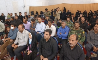 نشست سبک زندگی اسلامی برای خانواده‌های پایور تیپ ۷۱ پادگان ابوذر در سرپل‌ذهاب برگزار شد.