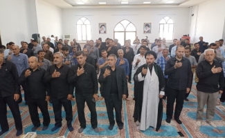 مراسم عزاداری ایام محرم‌الحرام با حضور کارکنان شهرداری سرپل‌ذهاب برگزار شد