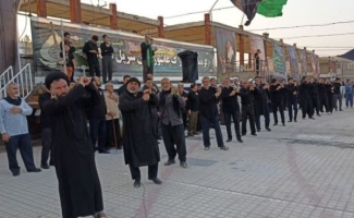 سوگواری زینبیون شهرستان سرپل‌ذهاب درغم شهدای کربلا در جوار حرم احمدابن اسحاق(ع) برگزار شد.