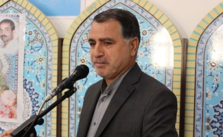 فرماندار و مسئولین ادارات و دستگاه‌های دولتی سرپل‌ذهاب با امام‌جمعه شهرستان دیدار کردند