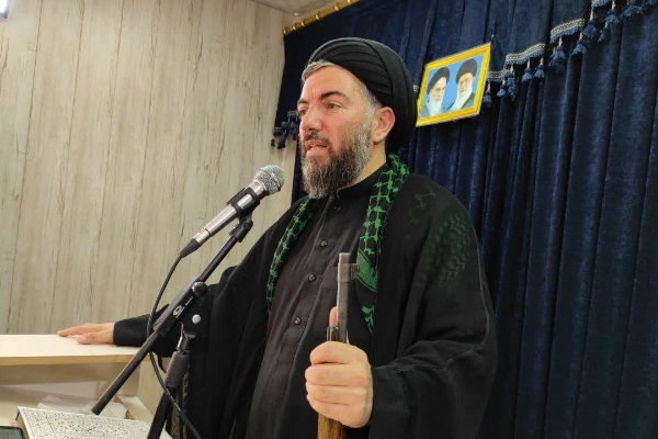 مسئولین برای بهبود معیشت مردم که مورد تأکید رهبری است تلاش جهادی کنند