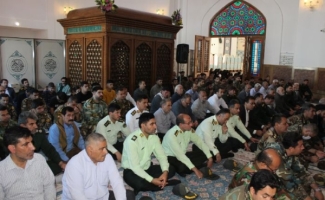 دیدار مسئولین و جمعی از بسیجیان دوران دفاع مقدس با امام جمعه سرپل‌ذهاب