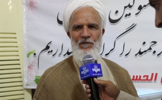 یکی از موفقیت و دستاوردهای انقلاب اسلامی ایجاد وحدت در مذاهب مختلف اسلامی است
