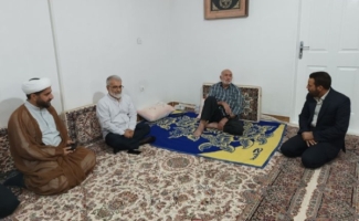 دیدار مسئولین شهرستان سرپلذهاب با خانواده شهیدان همتی/دیدار با خانواده معظم شهدا ادای دین به مقام والای شهداست