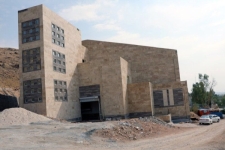 پروژه مصوبه سفر رهبری به کرمانشاه ۱۲ساله شد