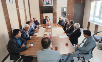 جلسه هیئت اجرایی و هیئت نظارت بر انتخابات شهرستان سرپل ذهاب تشکیل شد  / رصد و پایش شعبه‌های اخذ رأی اولویت کاری هیئت اجرایی انتخابات است