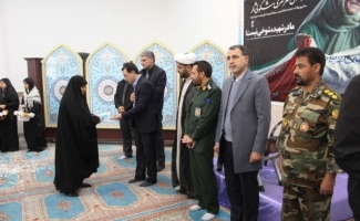 همایش تکریم مادران و همسران شهدا در شهرستان سرپل ذهاب برگزار شد