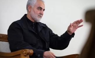 مقاومت بی‌نام حاج قاسم بی‌معنا است