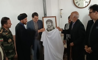 دیدار مسئولان سرپل‌ذهاب با خانواده شهداء به‌مناسبت فرارسیدن دهه‌مبارک‌فجر