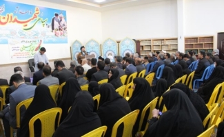 دیدار نماینده منتخب مردم سرپلذهاب در مجلس شورای اسلامی با خانواده های شهدا و مسئولین استانی و شهرستانی سرپلذهاب
