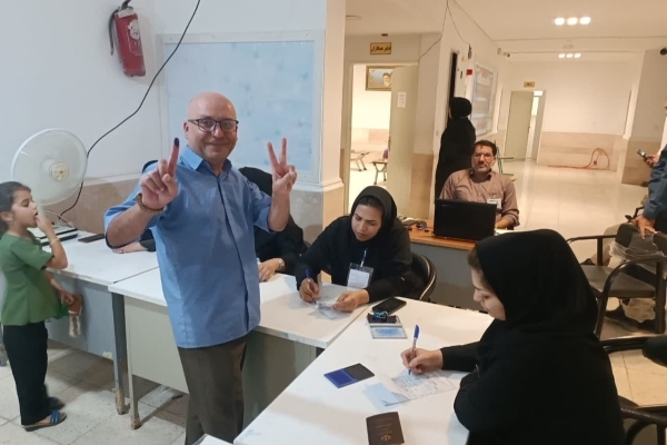 حضور حماسی مردم سرپل‌ذهاب در انتخابات ۱۵ تیرماه / تجلی شور و شعور سیاسی مردم در عرصه انتخابات