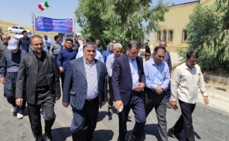 سه طرح عمرانی با اعتباری بالغ بر ۵۶میلیارد ریال بمناسبت گرامیداشت هفته دولت در شهرستان سرپل ذهاب به بهره برداری رسید .